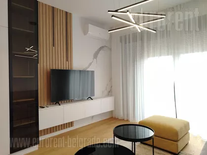 DONJI DORĆOL | 4zida.rs