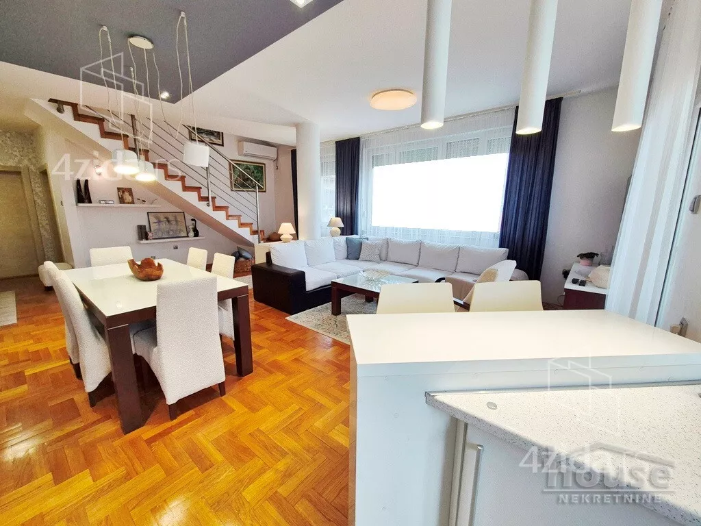 Šestosoban stan | 4zida