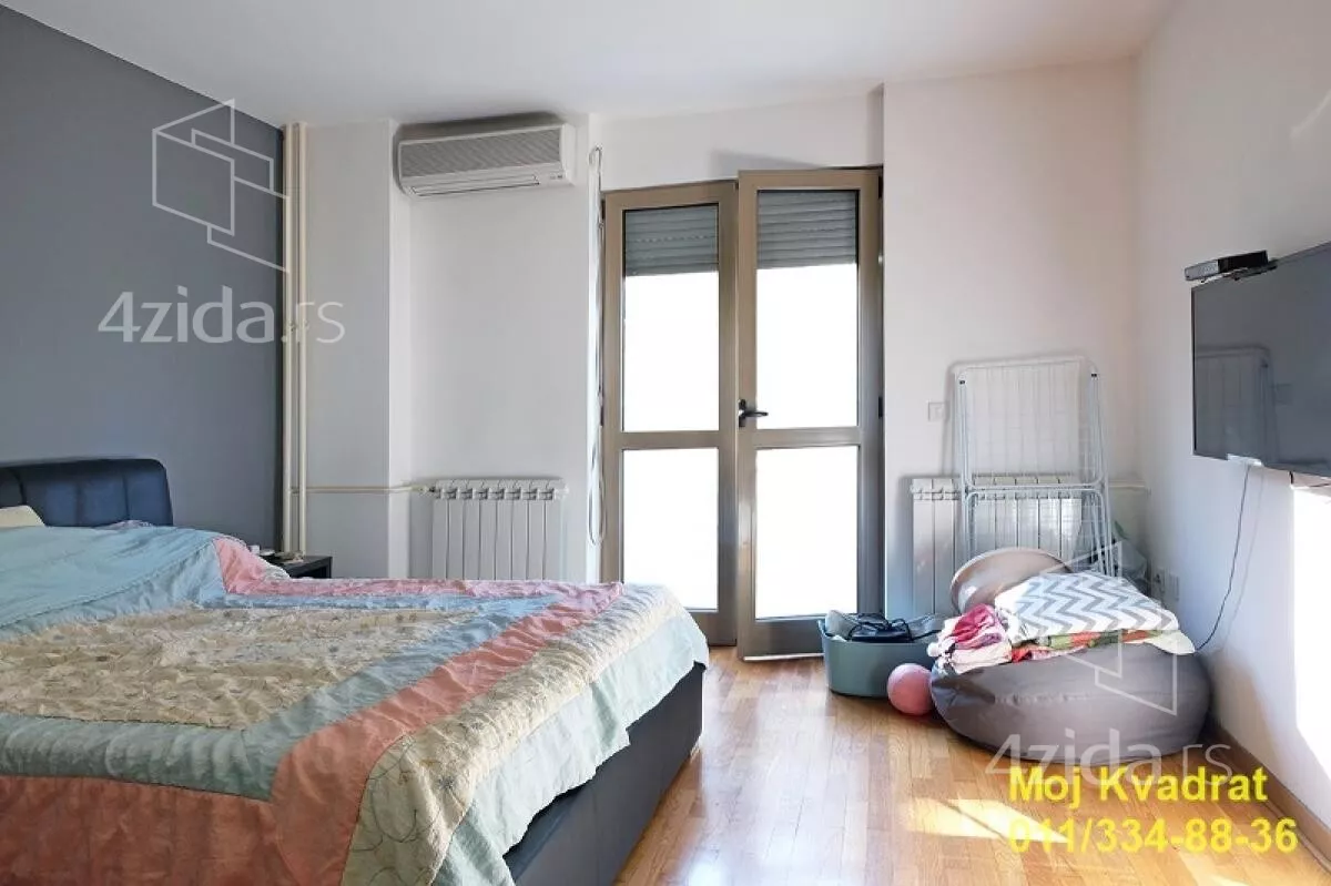 Petosoban stan | 4zida