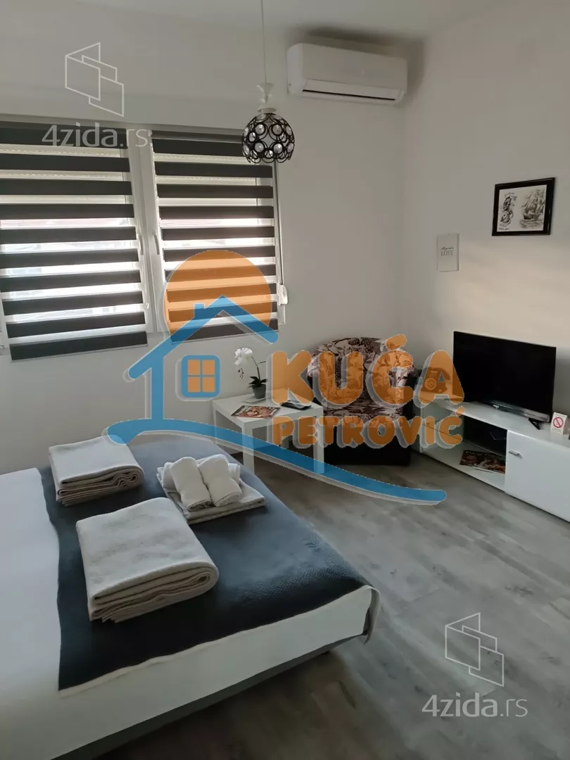Garsonjera | 4zida