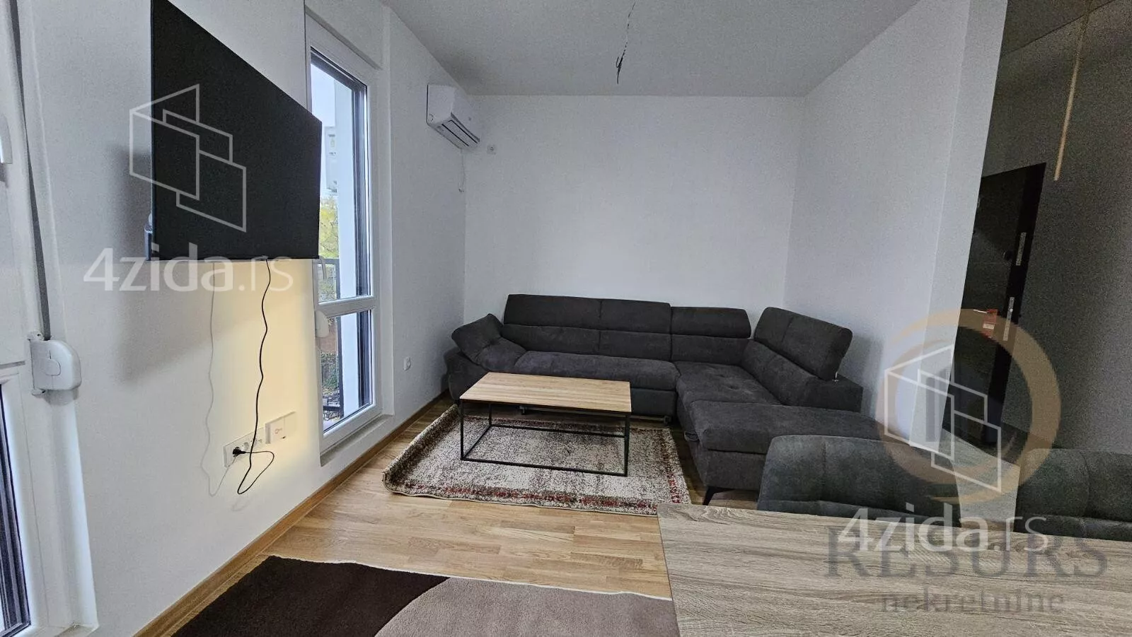 Dvoiposoban stan | 4zida