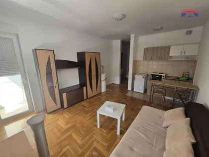Cara Dušana | 4zida.rs