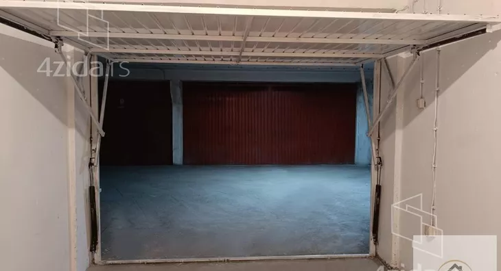 Garaža/Parking | 4zida