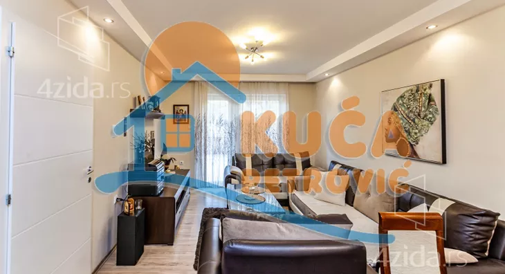 3-etažna kuća | 4zida