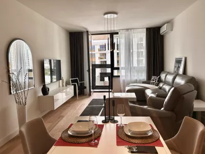 Nikolaja Kravcova | 4zida.rs