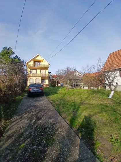 Palih Boraca Male Moštanice | 4zida.rs