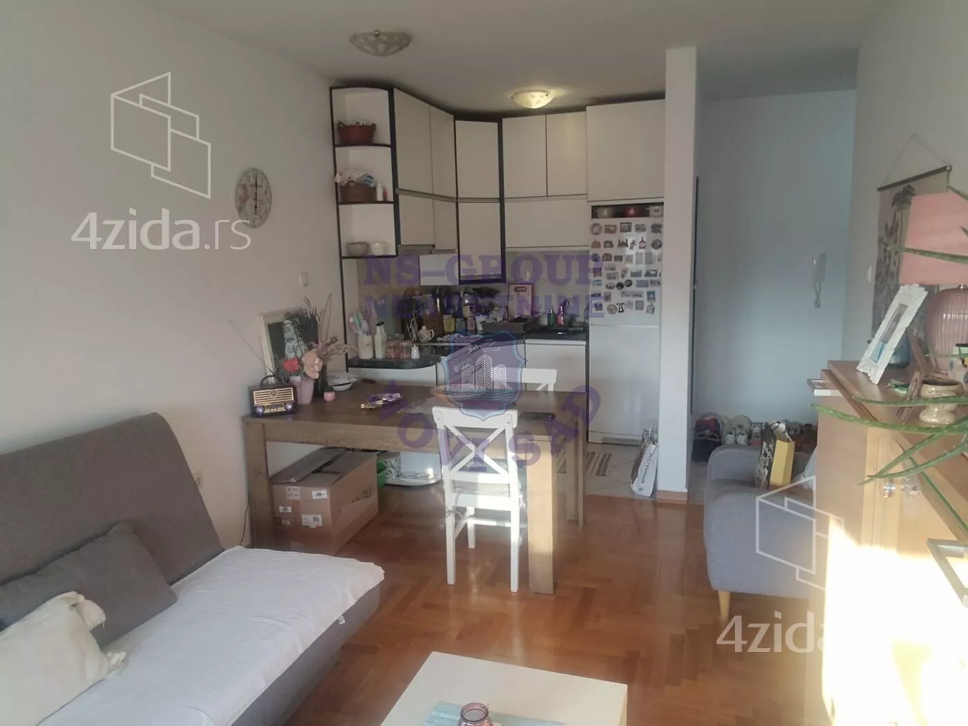 Dvoiposoban stan | 4zida