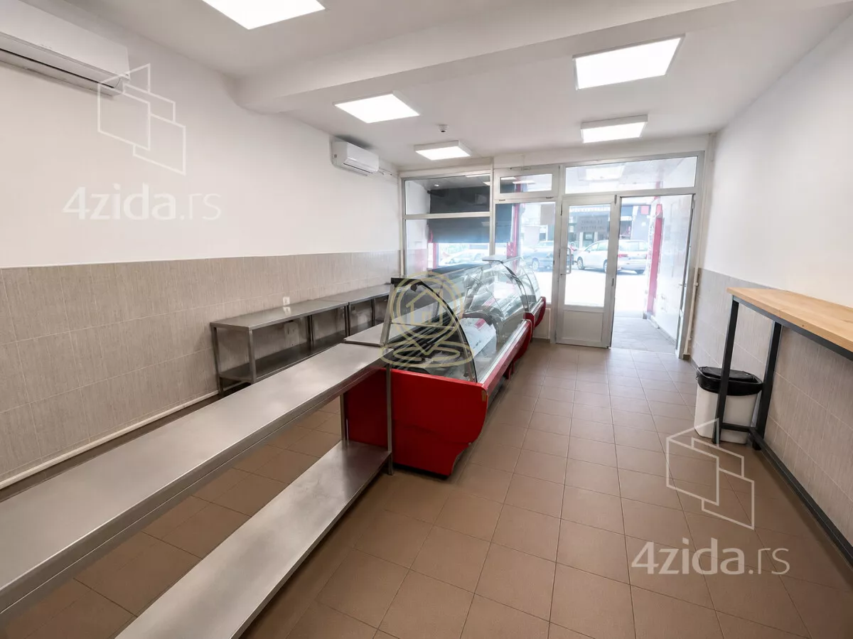Lokal | 4zida