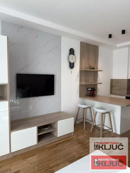 Bulevar Oslobođenja | 4zida.rs