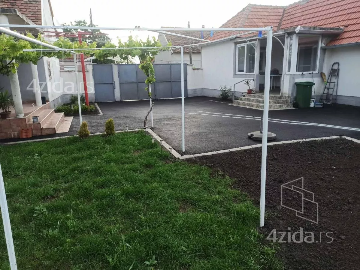 Kuća | 4zida