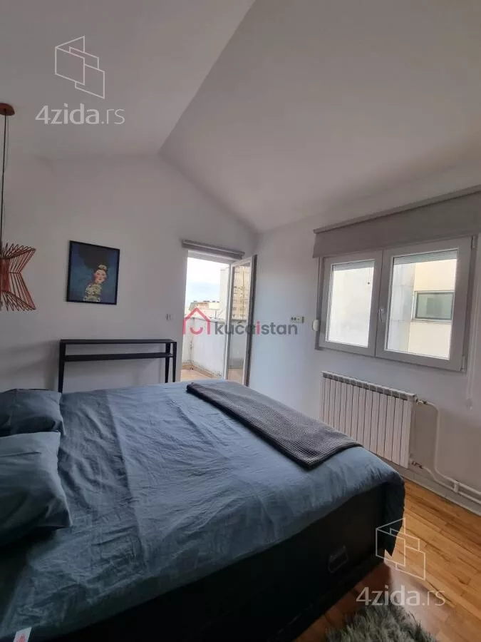 Sedmosoban stan | 4zida