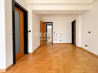 Šestosoban stan | 4zida