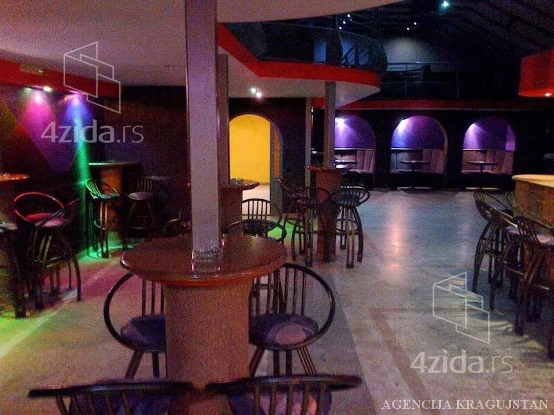 Lokal | 4zida