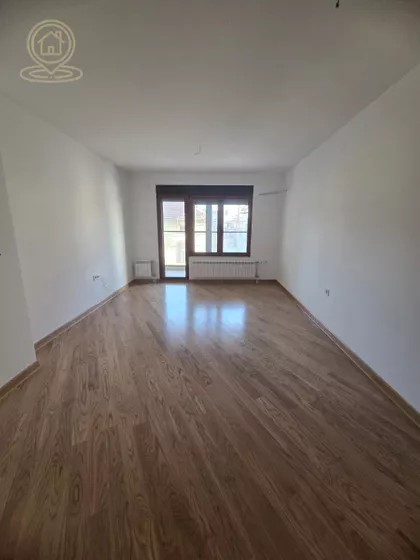 Filozofski Fakultet | 4zida.rs