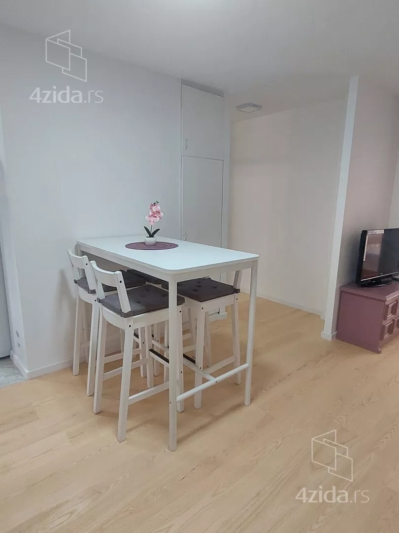 Blok 29, Novi Beograd, Beograd, Bulevar Zorana Đinđića - 2