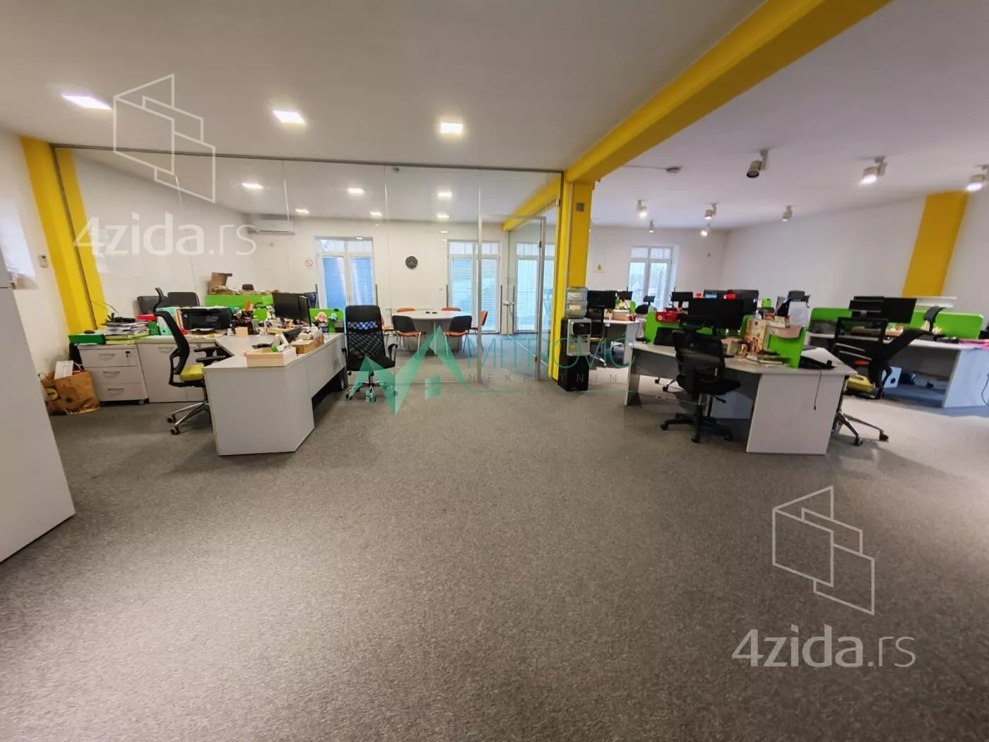 Poslovni prostor | 4zida