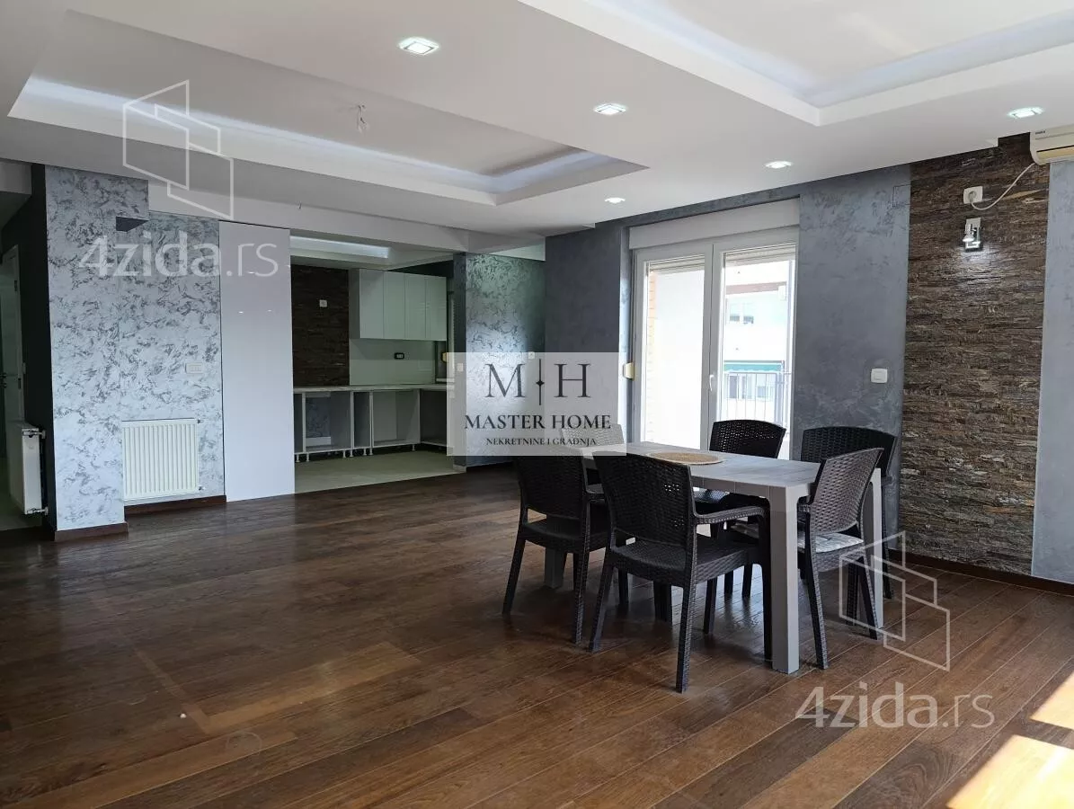 Petosoban stan | 4zida