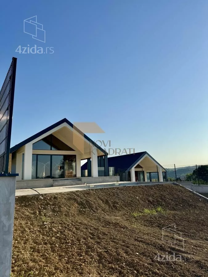 Kuća | 4zida