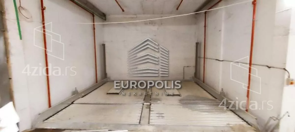 Garaža/Parking | 4zida