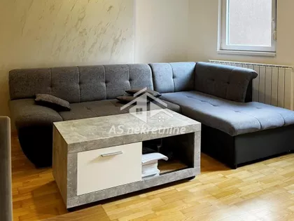 Autokomanda | 4zida.rs