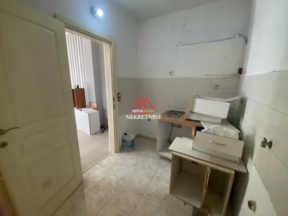 Pavla Papa | 4zida.rs