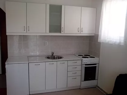 Drenička 4 | 4zida.rs
