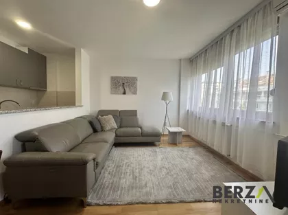 Novi Sad - Centar | 4zida.rs