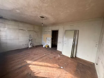 Ustanička | 4zida.rs