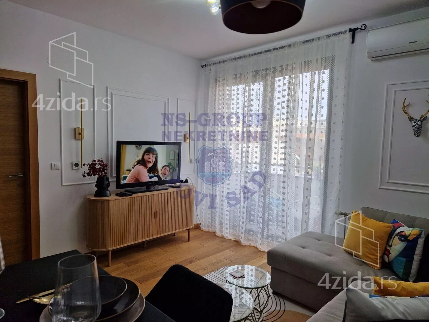 Jednoiposoban stan | 4zida