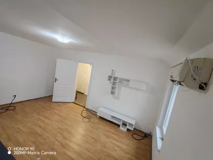 Somborski Put 77 | 4zida.rs