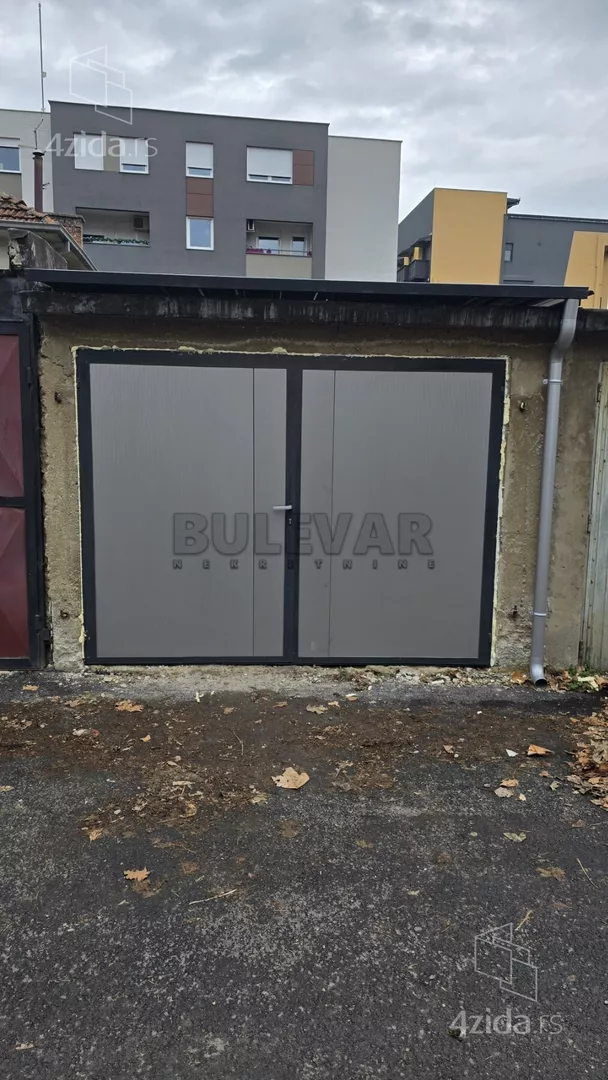 Garaža | 4zida