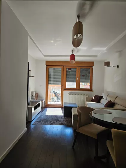 Uroša Martinovića | 4zida.rs