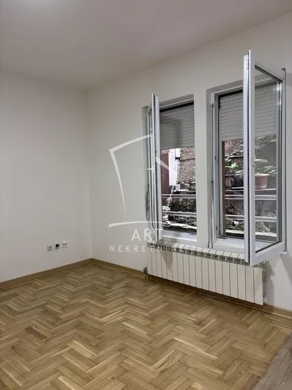 Prve Šumadijske Brigade | 4zida.rs