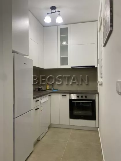 Vojvođanska | 4zida.rs