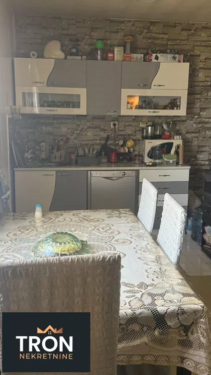 Nemanjina | 4zida.rs