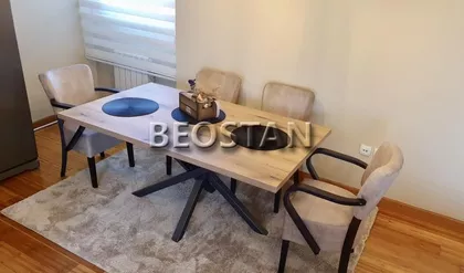 Cara Dusana | 4zida.rs