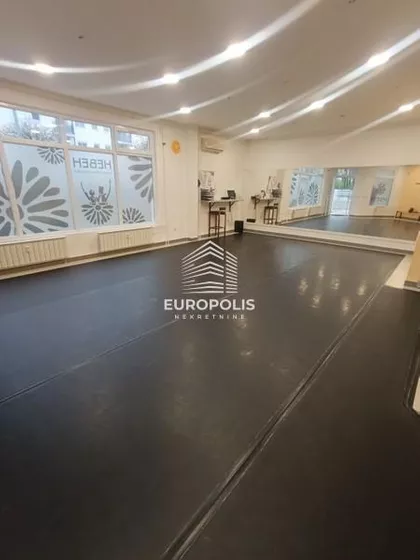 Železnik | 4zida.rs