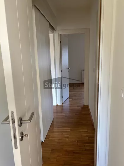 Šekspirova | 4zida.rs