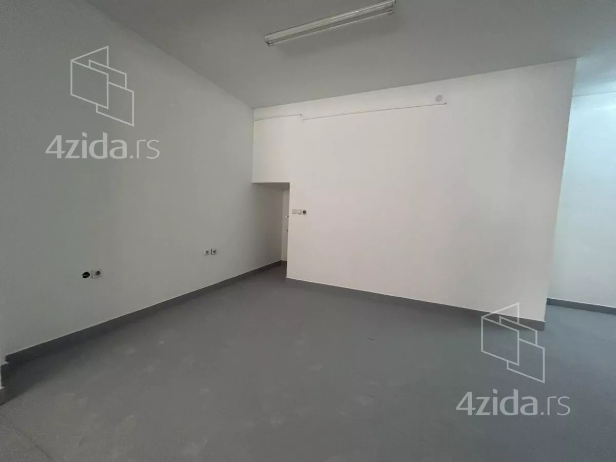 Lokal | 4zida