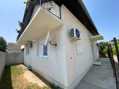 Lovćenac | 4zida.rs