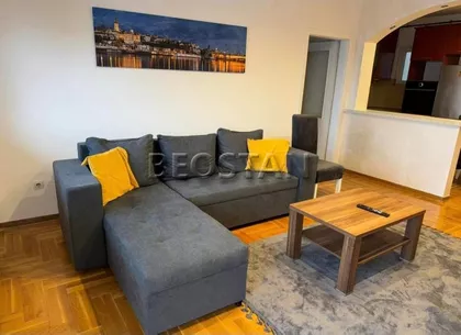 Voje Veljkovica | 4zida.rs