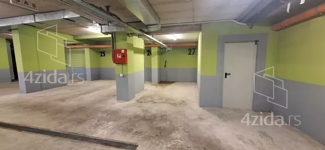 Garaža | 4zida