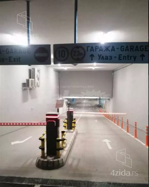 Garaža | 4zida