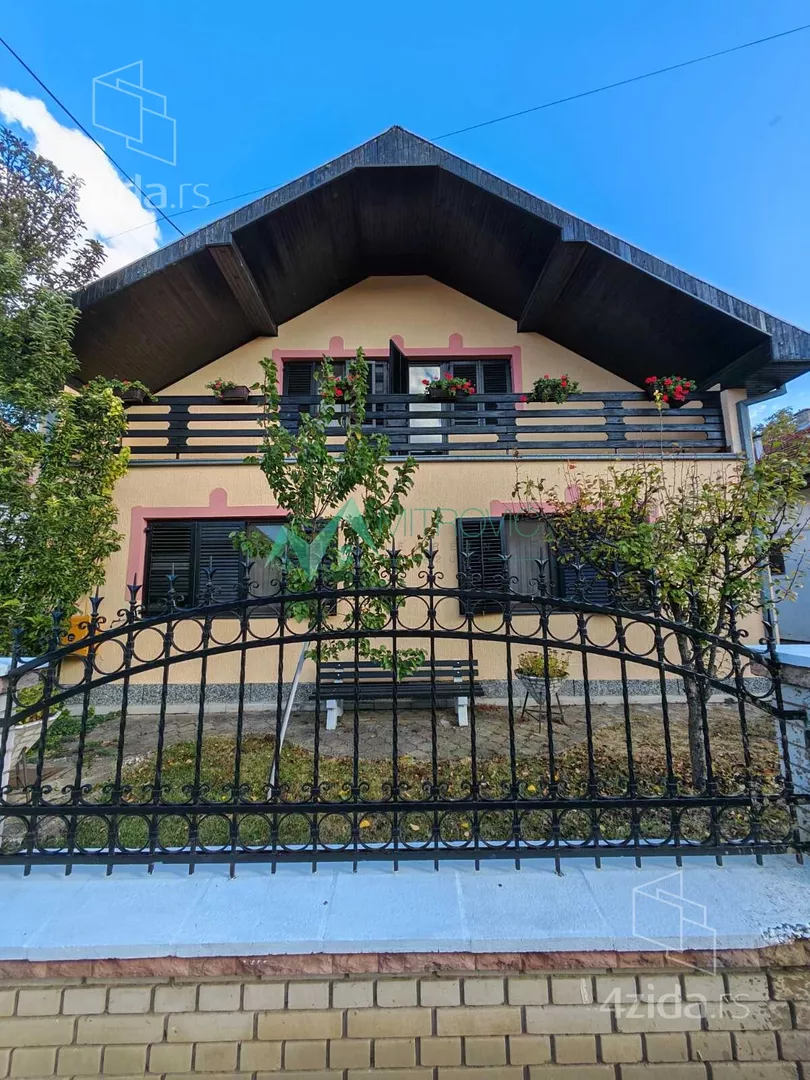 Kuća | 4zida