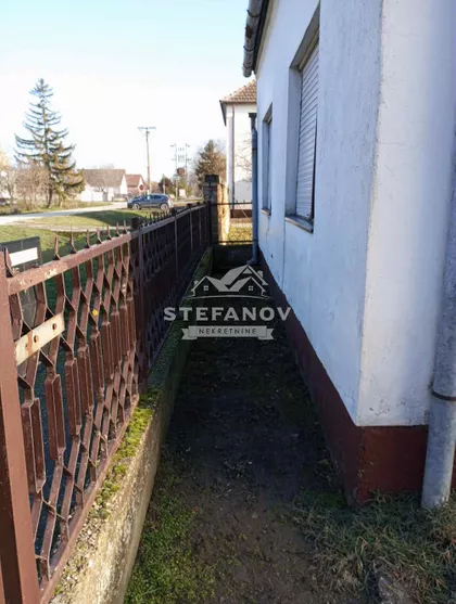 Ravni Topolovac | 4zida.rs