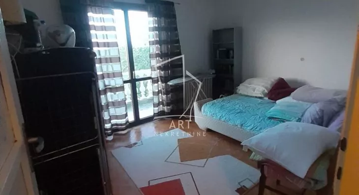 4-etažna kuća | 4zida