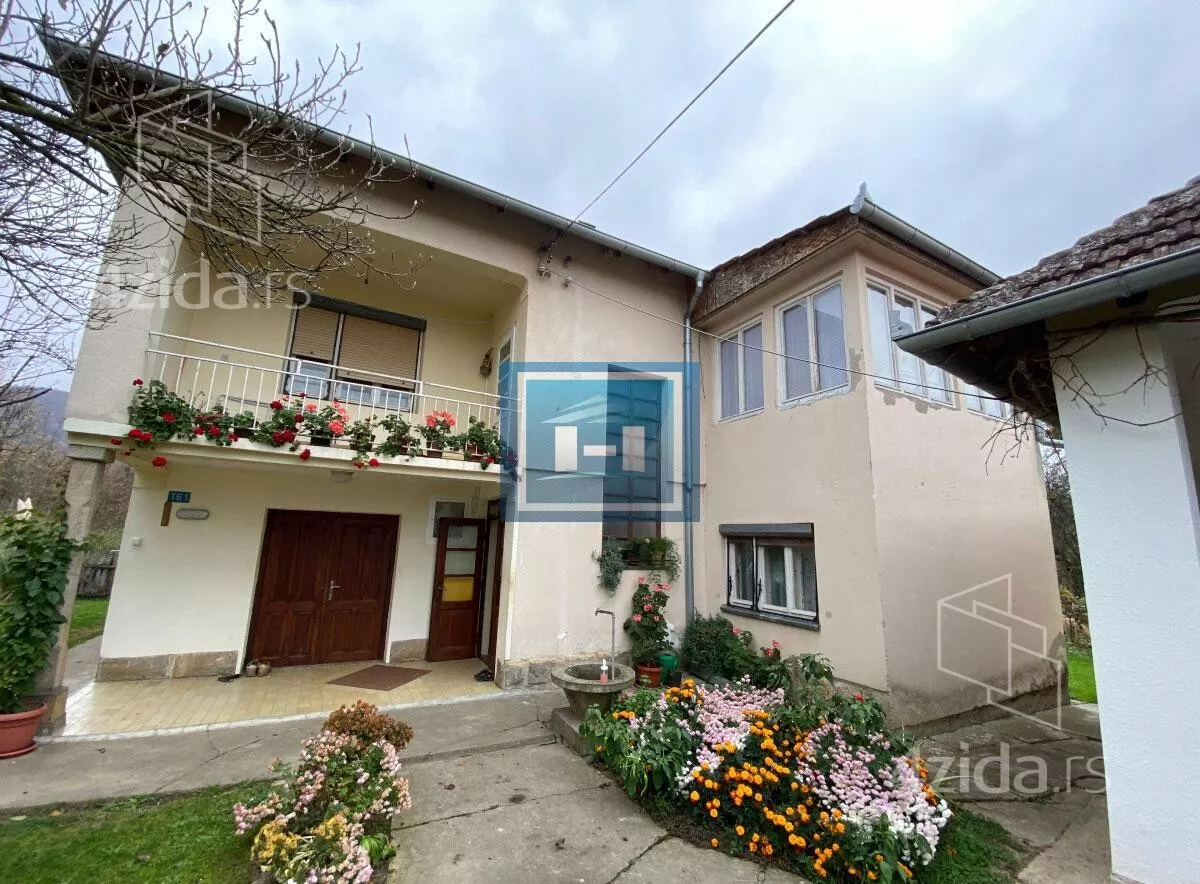 Kuća | 4zida