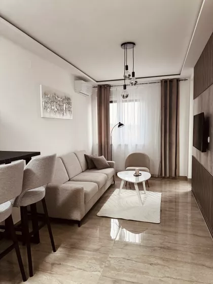 Radijalac | 4zida.rs