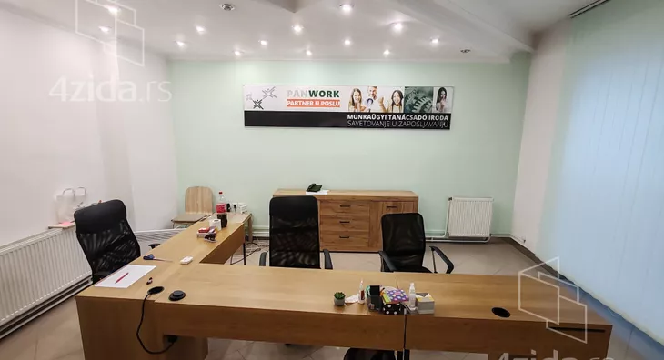 Poslovni prostor | 4zida