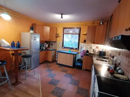 Mali Bajmok | 4zida.rs